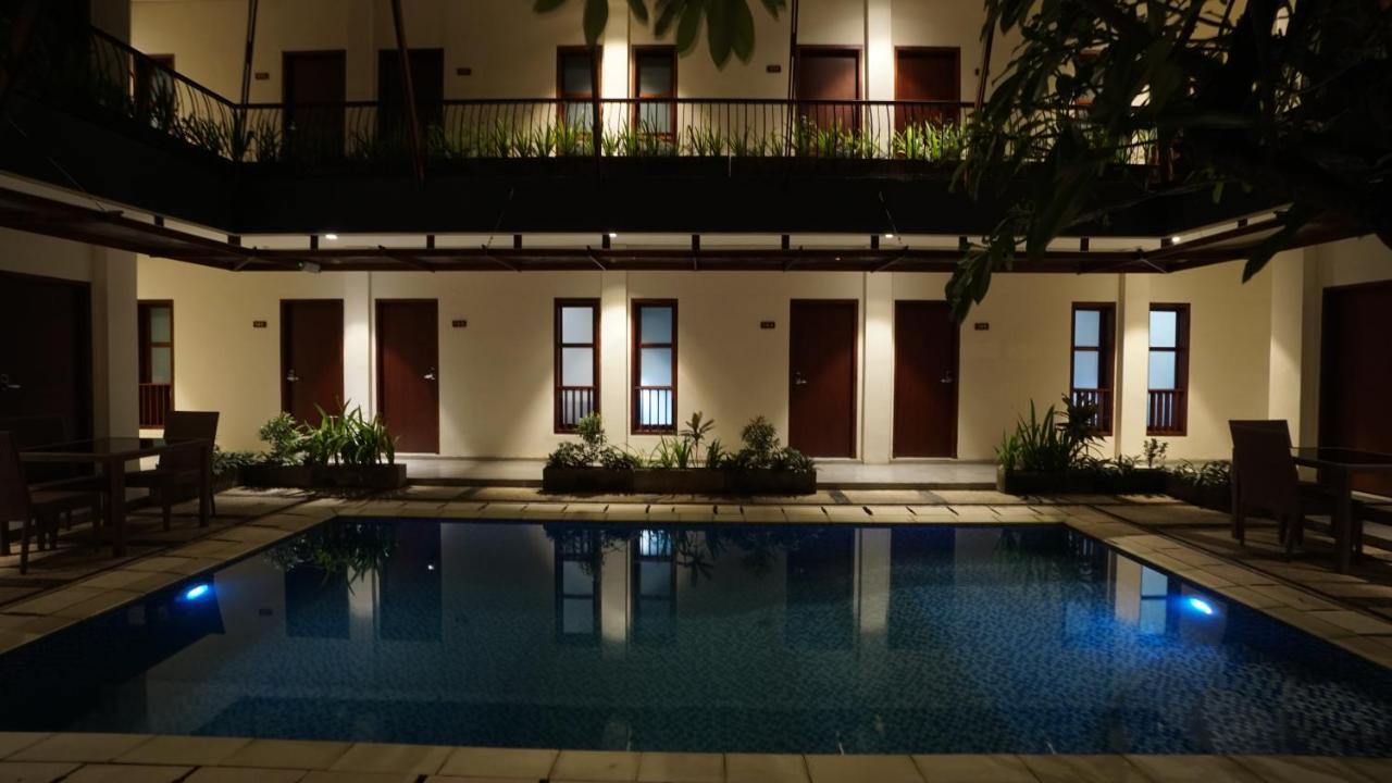 Reddoorz Near Legian Street Exterior foto