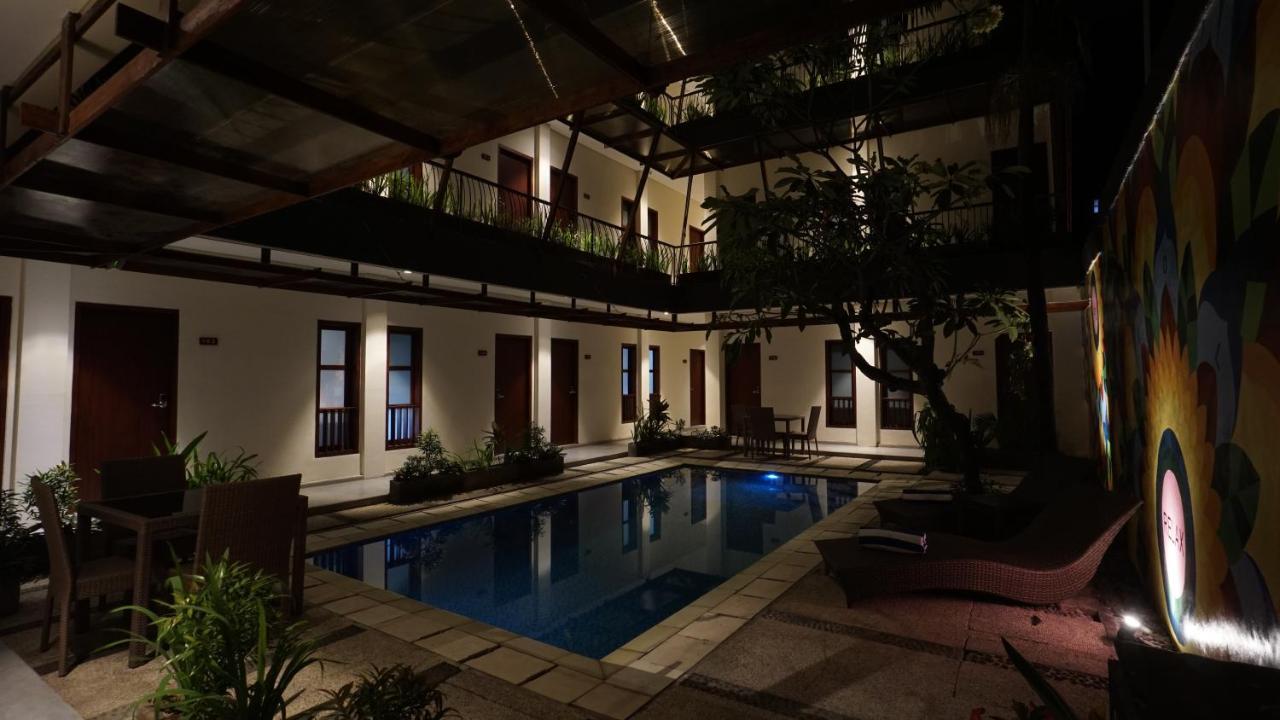 Reddoorz Near Legian Street Exterior foto