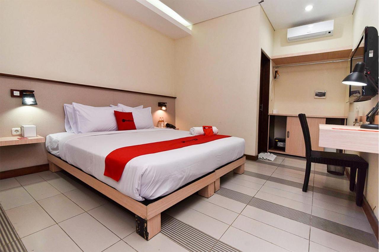 Reddoorz Near Legian Street Exterior foto