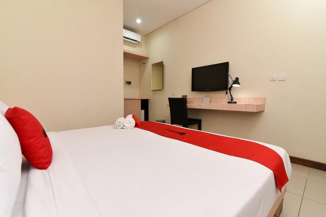 Reddoorz Near Legian Street Exterior foto