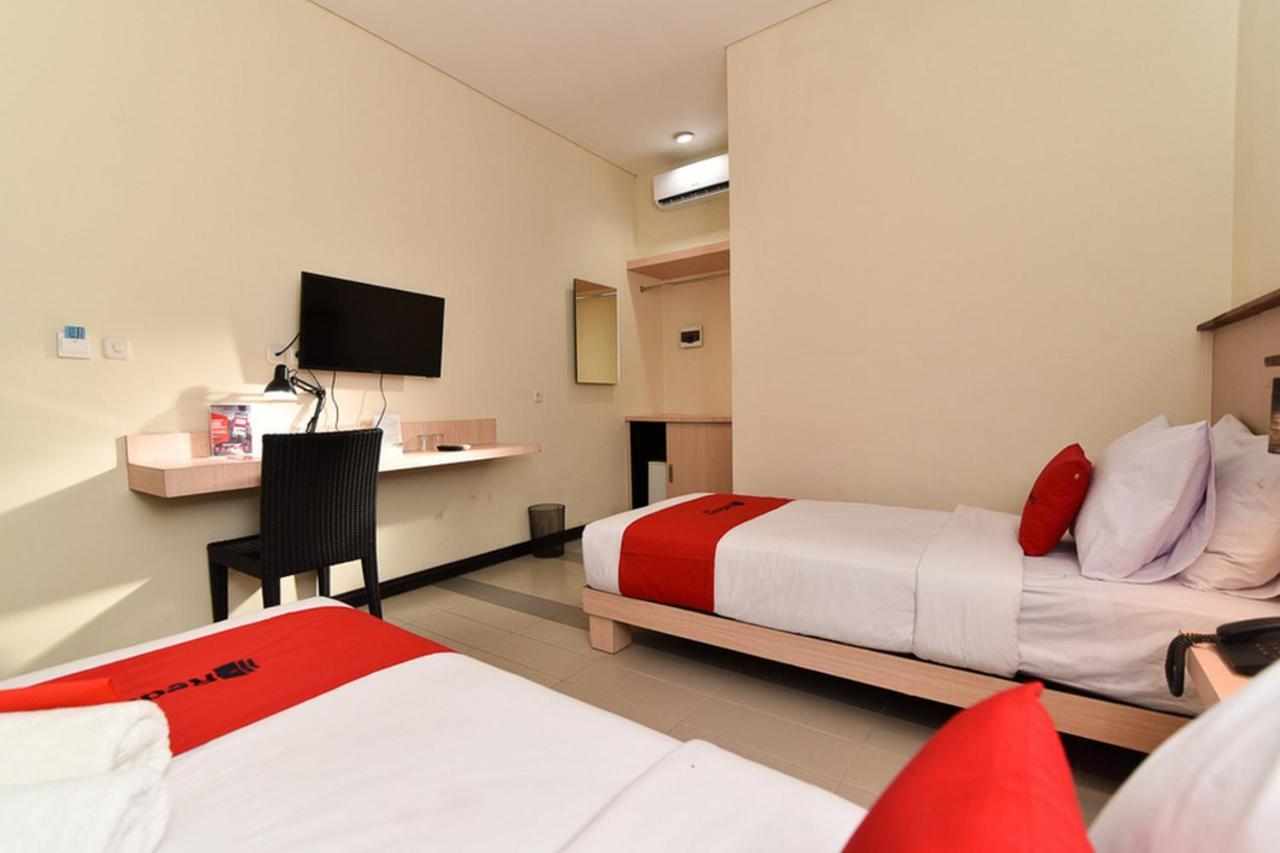 Reddoorz Near Legian Street Exterior foto